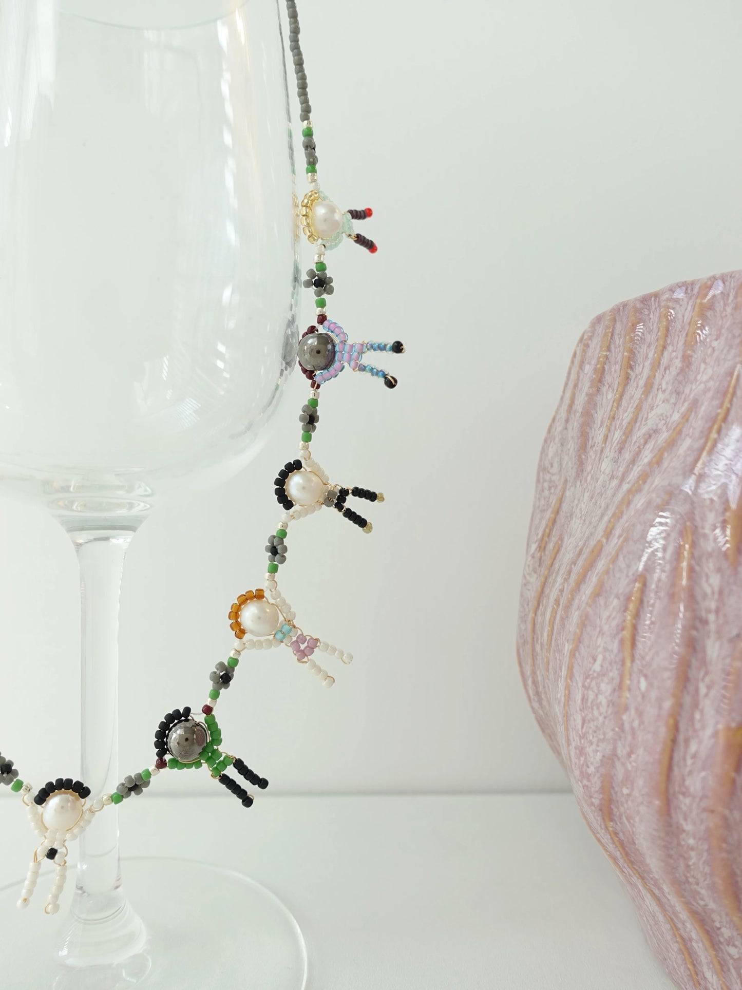 PEOPLE TOGETHER NECKLACE